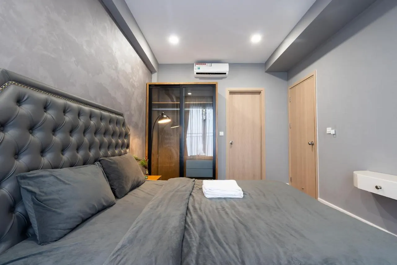 Oui! Oui! Saigon Apartment - Rivergate Residence Ho Chi Minh City